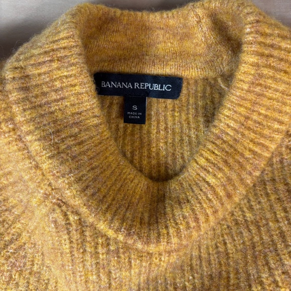 Banana Republic Mock Neck Sweater - Picture 8 of 10